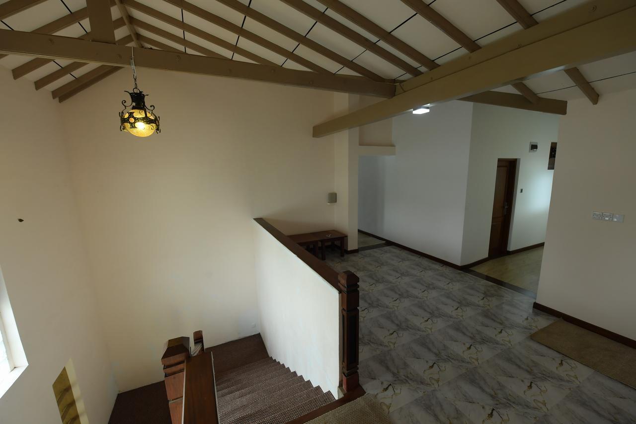 Seasons Hotel Курунегала Экстерьер фото