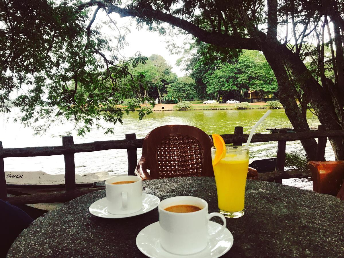 Seasons Hotel Курунегала Экстерьер фото